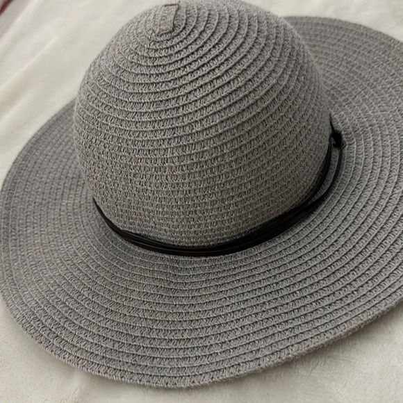 GoldCoast Sunwear hat - Picture 2 of 7